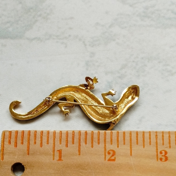 Avon Black Enamel Gold tone Lizard Salamander Brooch Clear Green Rhinestones Pin - Picture 4 of 9